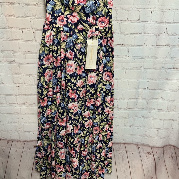 NEW Vintage Karin Stevens Black Floral Cottagecore Smocked Dress Size 4 - Picture 7 of 8